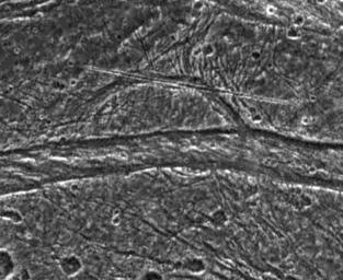 PIA01087: Geological Mysteries on Ganymede