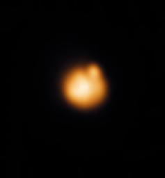 PIA02522: Earth-Based Observations of a Fire Fountain on Io