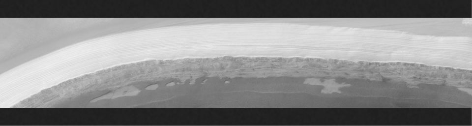 PIA03468: MGS MOC Extended Mission View of North Polar Layers