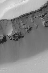 PIA06681: Terra Sirenum Slope