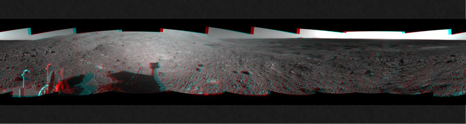 PIA06711: Hilly Surroundings (3-D)