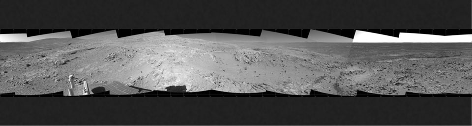 PIA07263: Spirit's Surroundings on 'West Spur,' Sol 305