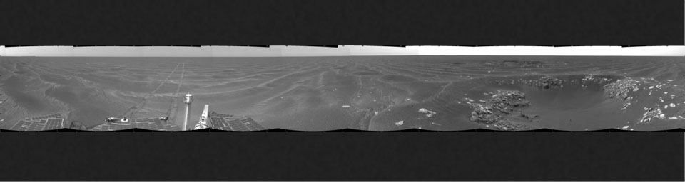 PIA07411: 'Naturaliste' Crater, Opportunity SOl 387