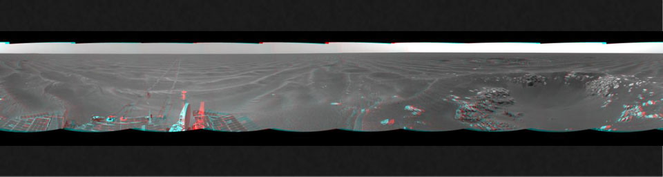 PIA07412: 'Naturaliste' Crater, Opportunity SOl 387 (3-D)
