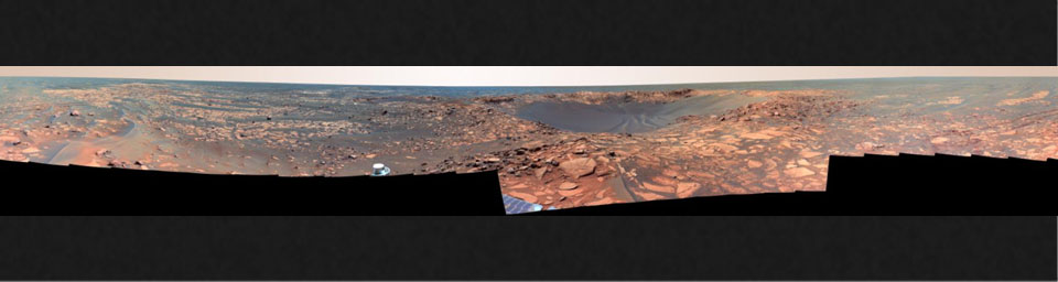 PIA08754: Of Craters and Erosion: Opportunity Examines "Beagle" (False Color)