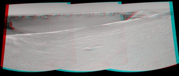 PIA08780: On the Rim of 'Victoria Crater' (Stereo)