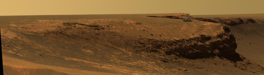 PIA08814: Superimposed Rover on Rim of Victoria Crater (Artist Concept)