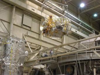 PIA12086: Loading Lunar Reconnaissance Orbiter (LRO) in the Thermal Vacuum Chamber