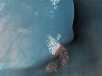 PIA13538: Southern Hemisphere Crater with Dune Field