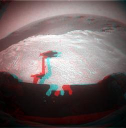 PIA13710: Fisheye Stereo from Edge of 'Santa Maria' Crater, Sol 2459