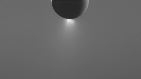 PIA17198: Changing View of the Enceladus Plume