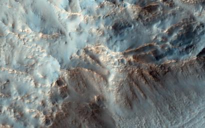 PIA19176: Southeast Rim of Hale Crater