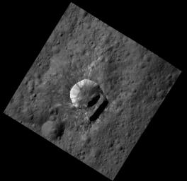 PIA20360: Oxo Crater at LAMO