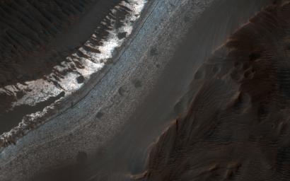 PIA21561: A Closer Look at Holden Crater