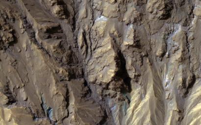 PIA21586: Sources of Gullies in Hale Crater