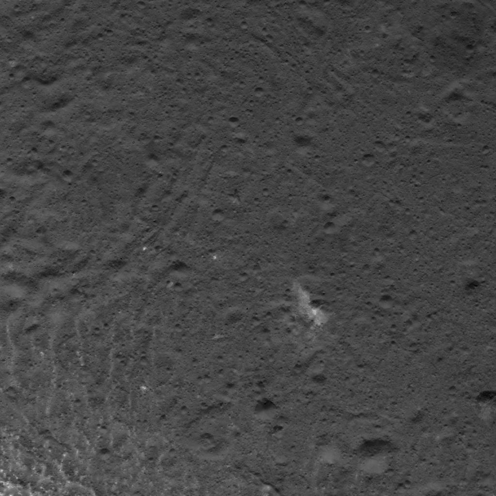 PIA22631: Complex Patterns on Occator Crater's Floor