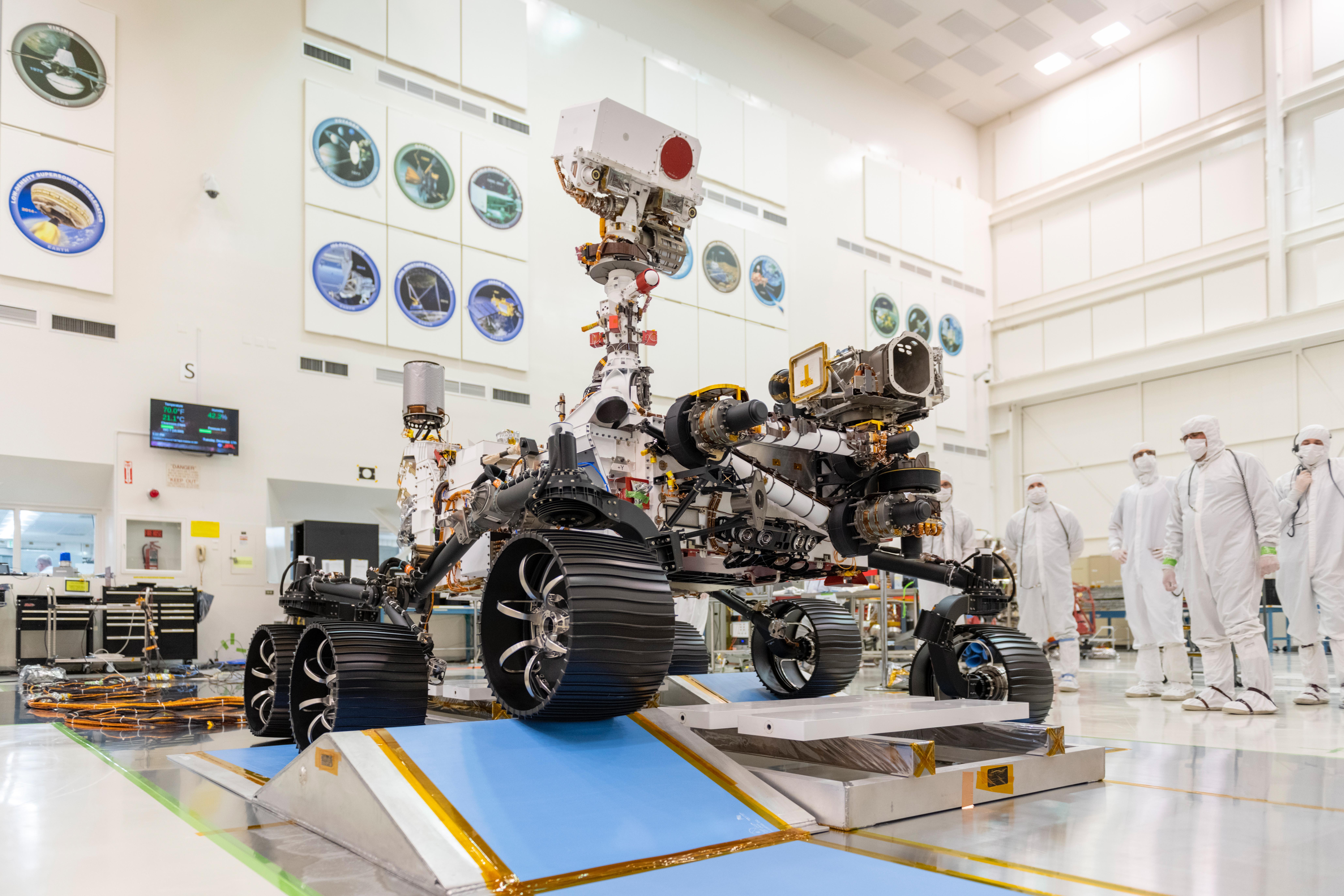 PIA23499: Mars 2020 Rover Is Roving
