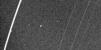 PIA01350: Rings of Uranus at 1.44 kilometers