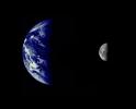 PIA02441: Earth and Moon as Viewed by Mariner 10