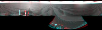 PIA11739: Opportunity's Surroundings on Sol 1687 (Stereo)