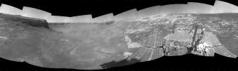 PIA11788: Opportunity View During Exploration in 'Duck Bay,' Sols 1506-1510