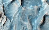 PIA17635: Possible Cyclic Bedding within a Crater in Arabia Terra