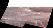 PIA18606: Rover's Tracks in Stereo View Along Rim of Endeavour Crater