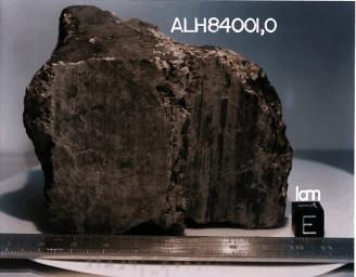 PIA00289: Carbon Compounds from Mars Found Inside Meteorite ALH84001