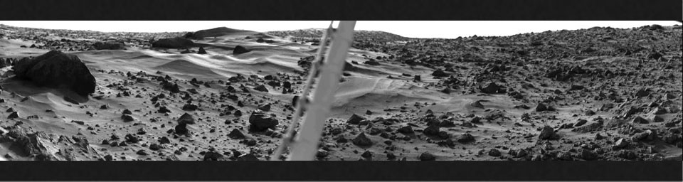 PIA00393: Martian Dune Field