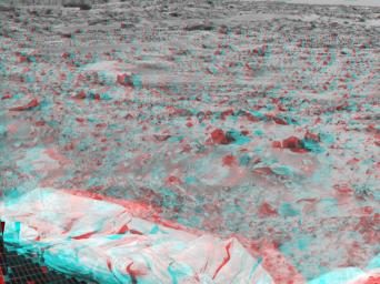 PIA00691: Martian Terrain and Airbags - 3-D