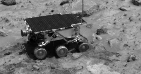 PIA00923: Rover Soil Experiments Near "Casper" & "Shaggy"