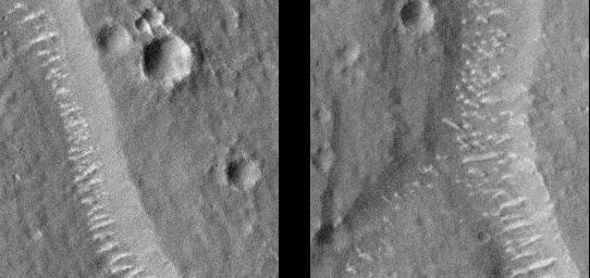 PIA01470: Giant "Polygon" Troughs, Elysium Planitia at Full Resolution