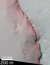 PIA02380: Recent Movements: New Landslides in Less than 1 Martian Year