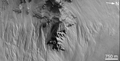 PIA03205: Secrets of the Noachian Highlands: Pit Craters