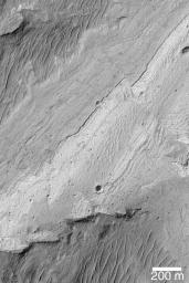 PIA04616: Ius Chasma Fault