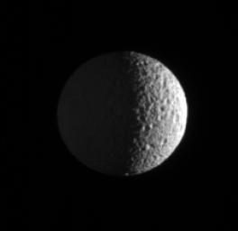 PIA08289: Mimas in View