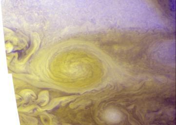 PIA09341: Best Color Image of Jupiter's Little Red Spot
