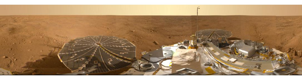 PIA13804: Mars Panorama of Phoenix Landing Site and Lander Deck