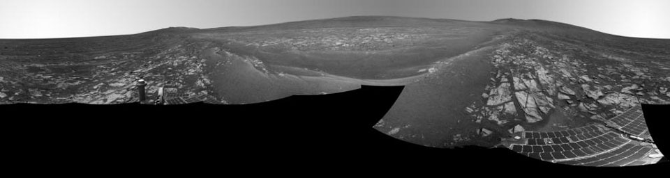 PIA18595: Opportunity's Surroundings After 25 Miles on Mars