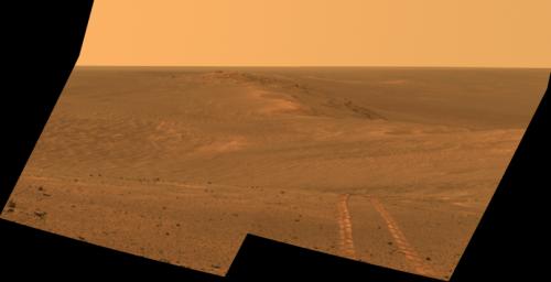 PIA18604: Rover Tracks in Northward View Along West Rim of Endeavour