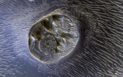 PIA21585: A Mesa in Noctis Labyrinthus