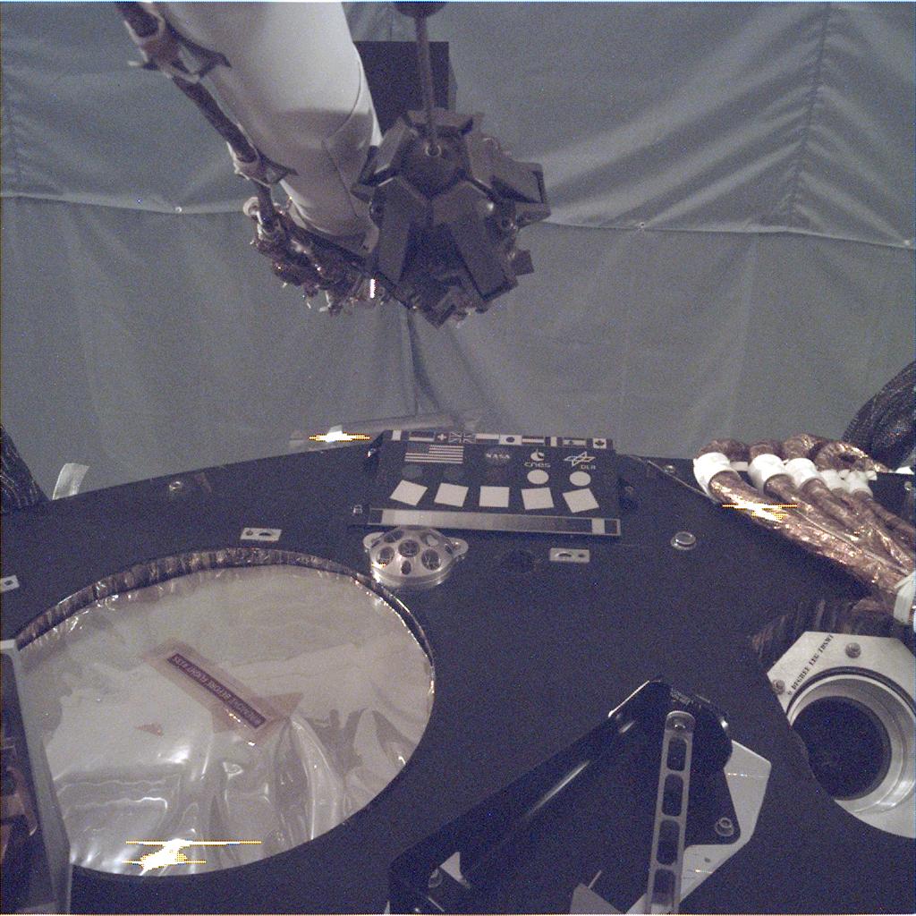 PIA22815: Test Image of InSight Deck and Calibration Target Before Launch