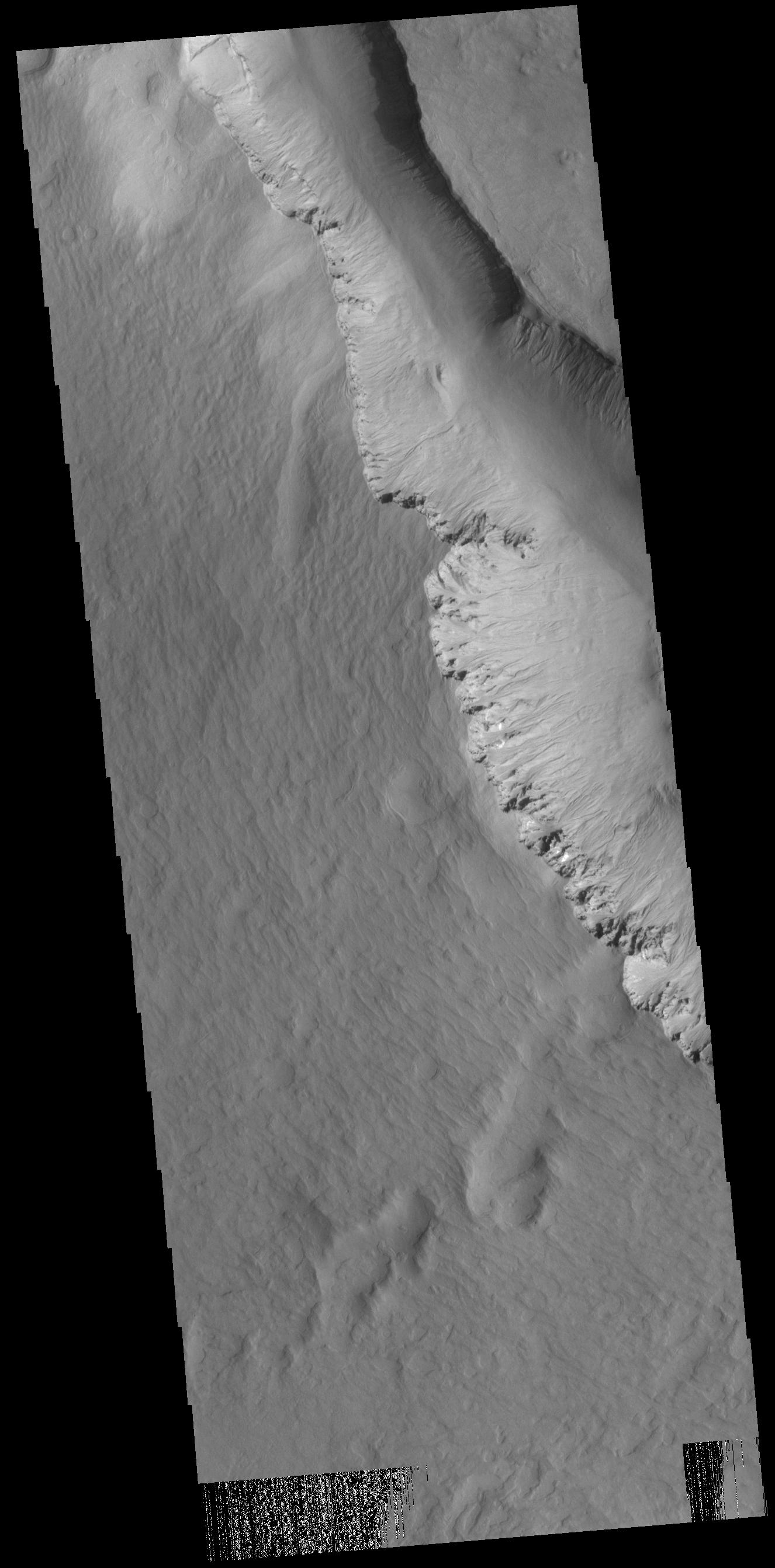 PIA22889: Asimov Crater