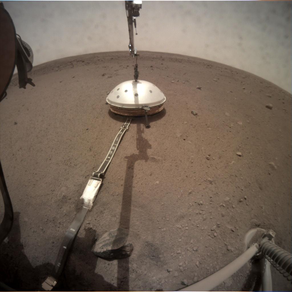 PIA22959: InSight Deploys its Wind and Thermal Shield