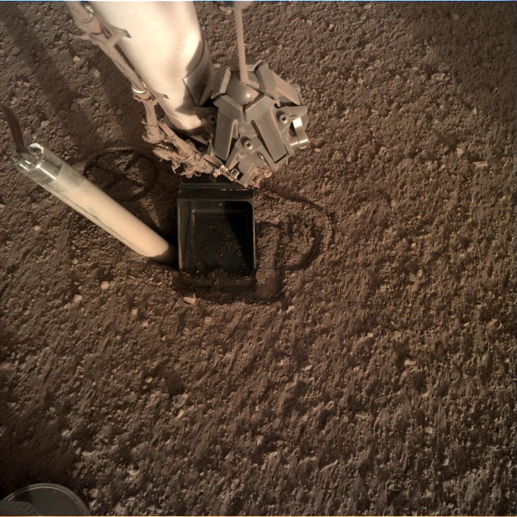 PIA23213: InSight's Heat Probe Partially Backs Out of Hole