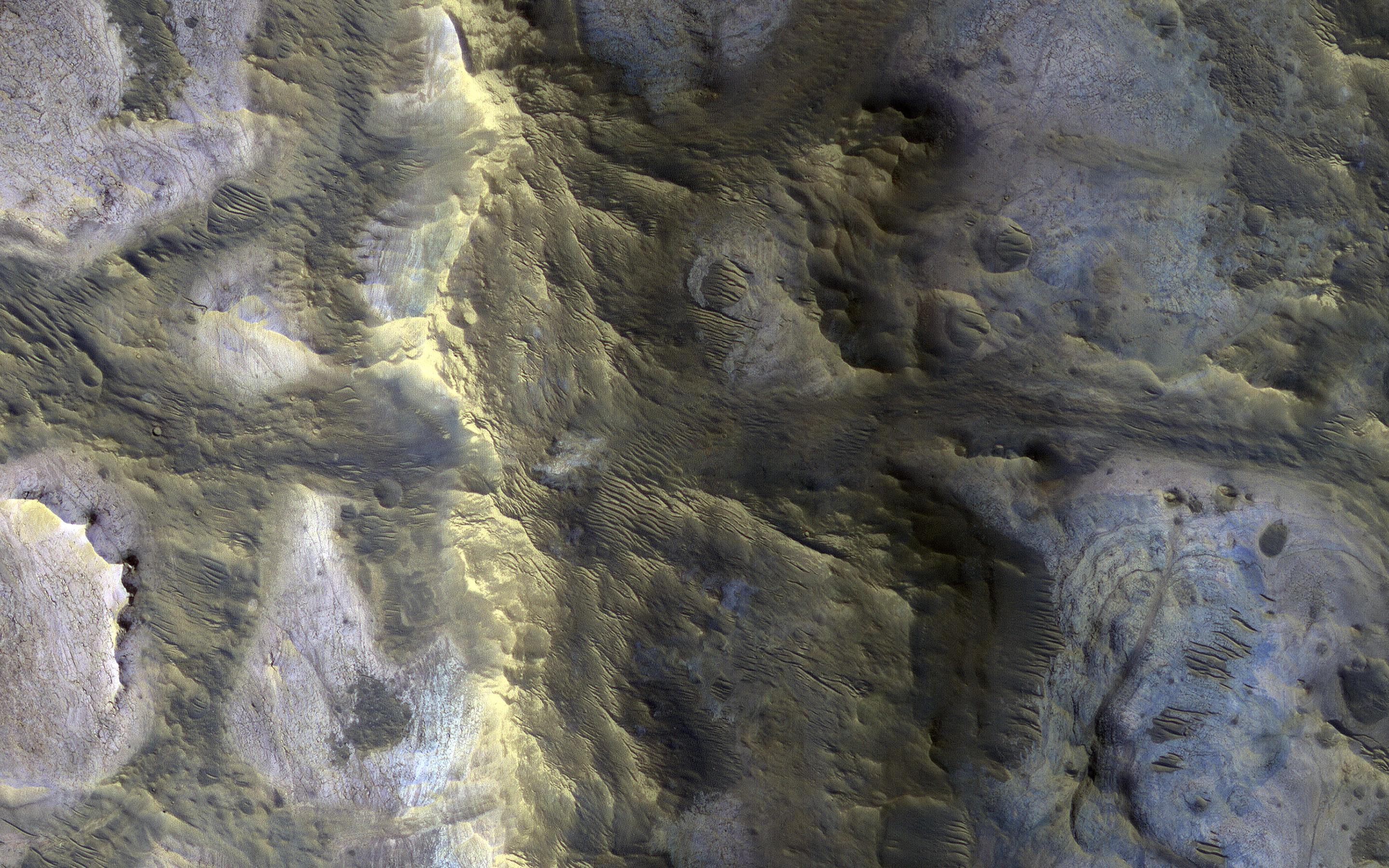 PIA24387: A Technicolor Mound near Oxia Planum