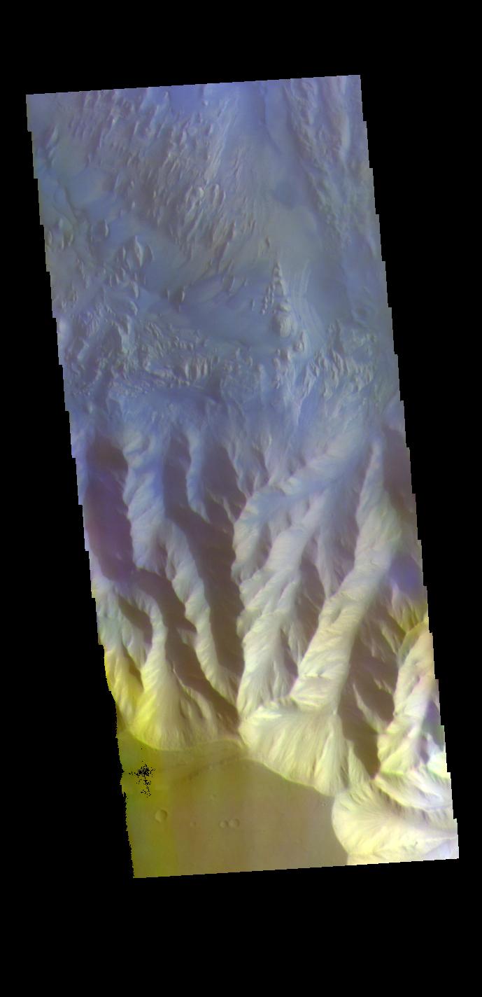 PIA24674: Hebes Chasma - False Color