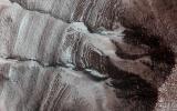 PIA19117: Frosted Gullies in a Central Pit